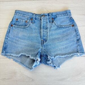Levi’s Short Button Fly Denim Jean Shorts Cut Off Size 27